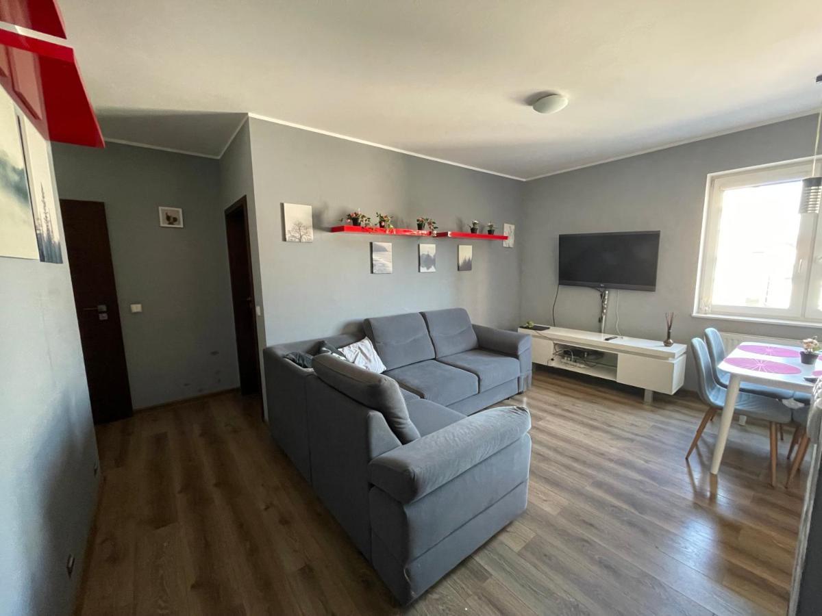 Gdynia Apartament 42 M Z Miejscem W Garazu Z Winda Blisko Centrum I Morza Exterior foto